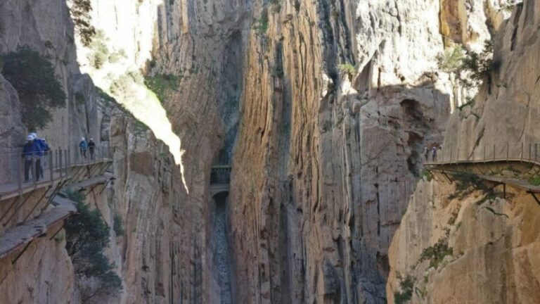 Caminito del Rey: Trekking Tour with Hiking Guide - Authentic Experiences and What Travelers Say