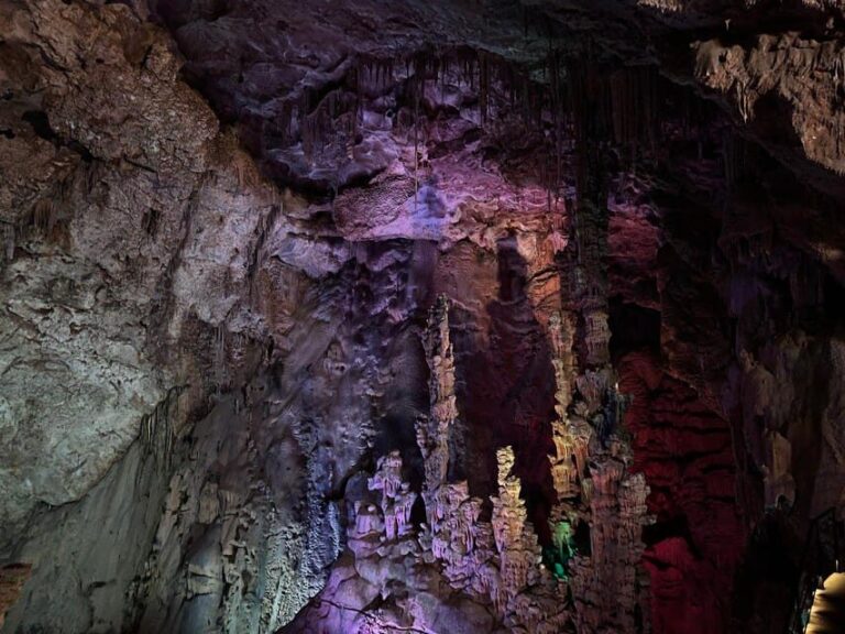 Canelobre Caves and Busot Village Tour including transfer - In-Depth Review of the Tour Experience