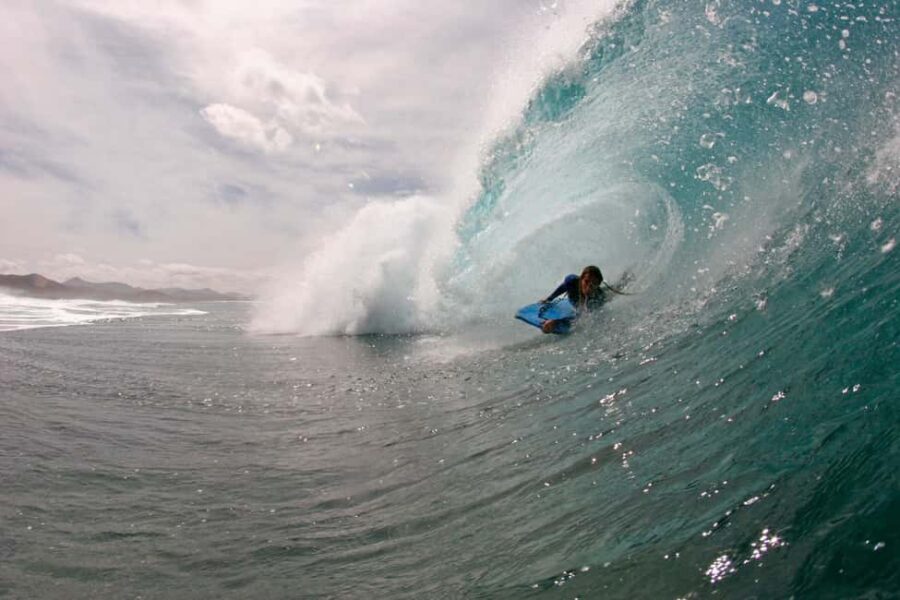 Cantabria: Surf and Bodyboard Lessons with Solar Surf School - Exploring the Solar Surf Experience in Cantabria
