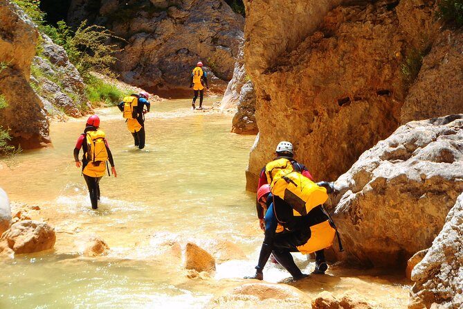 Canyoning for family and kids in Sierra de Guara - Who Will Love This Experience?
