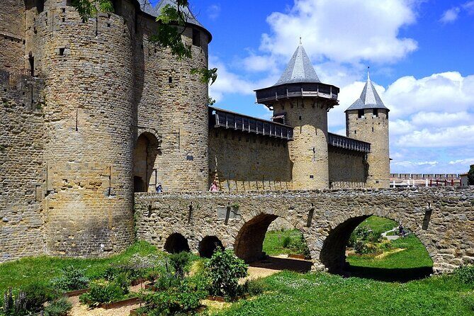 Carcassonne: Secrets of the Castle's Defense Self-Guided Tour - Exploring Carcassonne’s Fortress at Your Own Pace