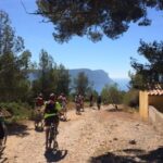 Cassis: Three Calanques Tour by Electric Mountain Bike - The First Major Stop: En Vau Viewpoint