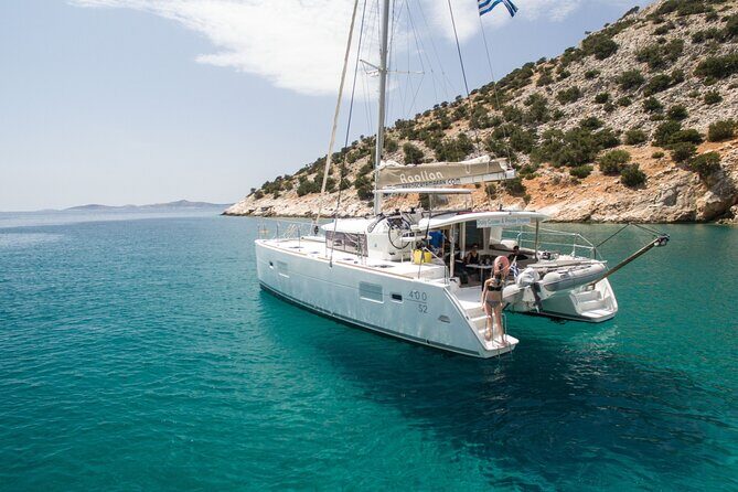 Catamaran All inclusive-Day Cruise to Naxos or Paros with Lunch - The Crew: Knowledgeable and Attentive
