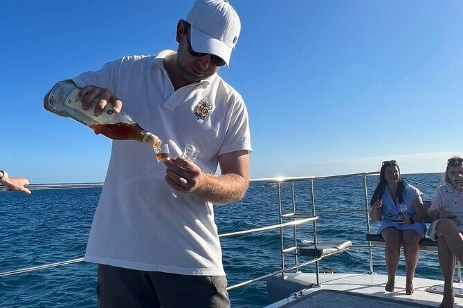 CATAMARAN OCEAN CRUISE TOUR, Food & Drinks included! - Frequently Asked Questions