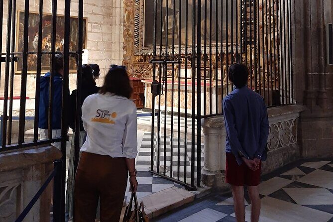Cathedral and Giralda Guided Tour and Priority Entrance - Exploring Seville’s Cathedral and Giralda Tower: A Detailed Review