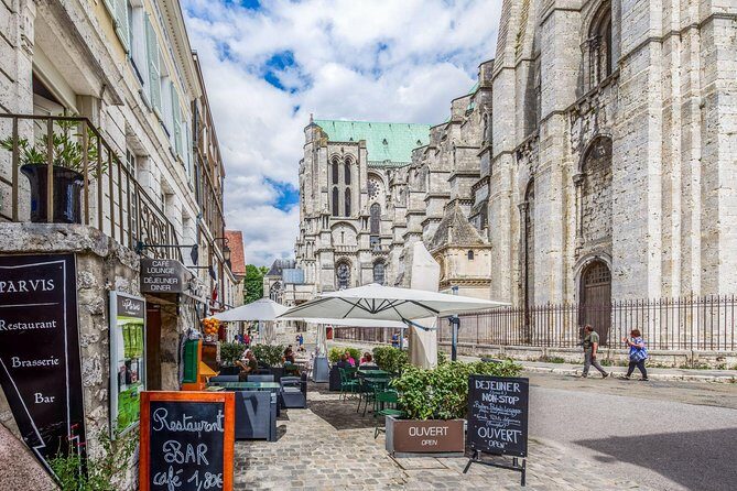 Cathedral Of Chartres - Private Trip - FAQs