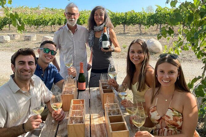 Cava tour to 3 family wineries with hotel pick-up - A Close Look at the Experience