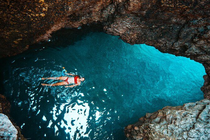Cave Adventure near Pula by Kayak - The Highlight: Sea Cave Exploration and Snorkeling