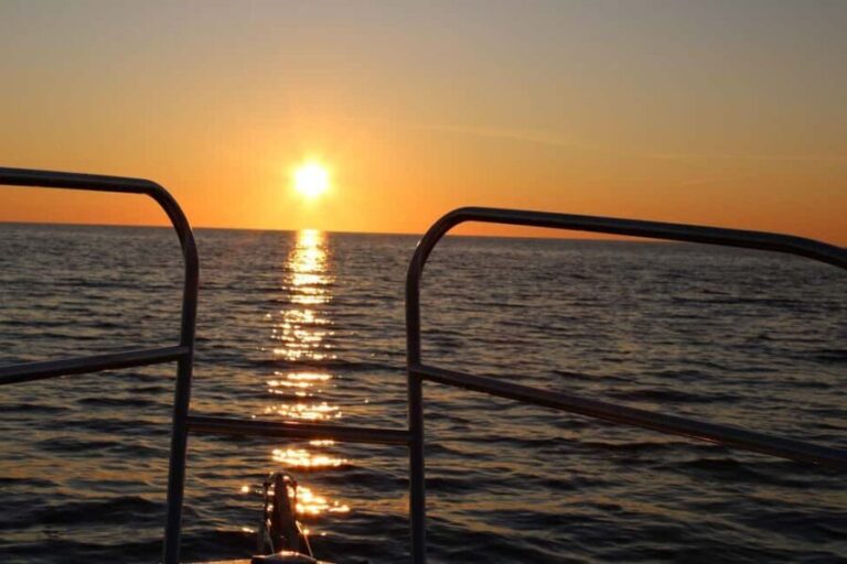 Cavtat: Romantic Sunset Cruise with Unlimited Drinks - FAQs