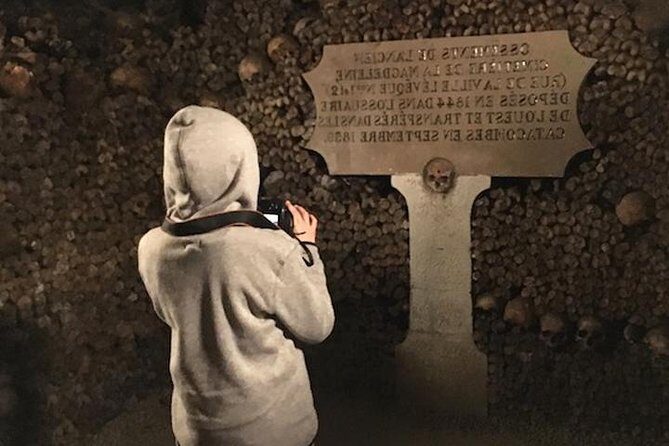 City Highlights Tour + Entry tickets for the Paris Catacombs - What to Expect at Each Stop