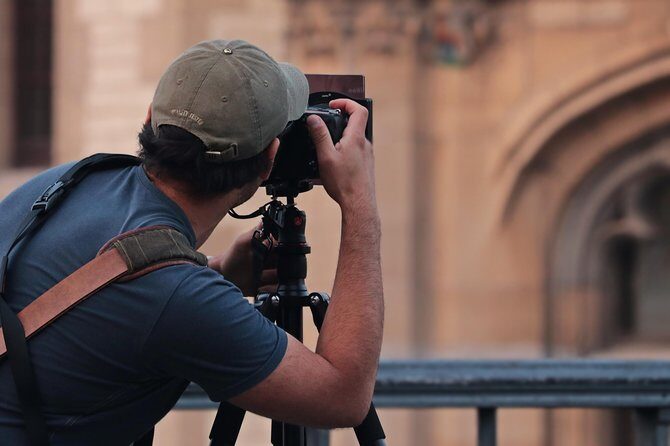 CityTour and Photo Portraits Souvenirs in Montpellier - Who Should Consider This Tour?
