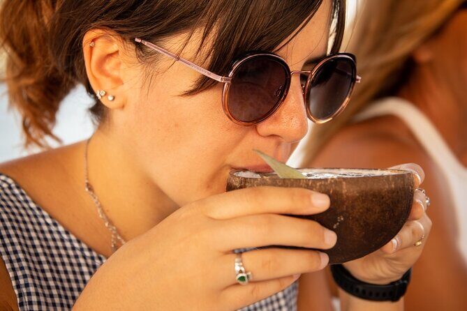Cocktails Workshop & Sailing Cruise from Barcelona - The Sum Up