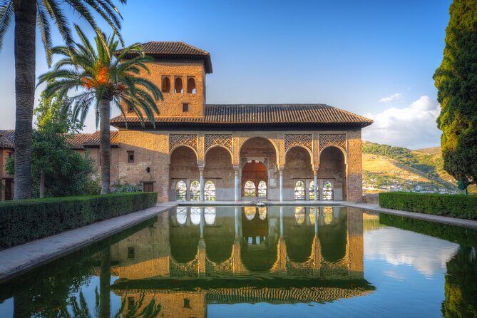 Complete Private Tour of Alhambra with Nasrid Palaces - A Deep Dive into the Experience