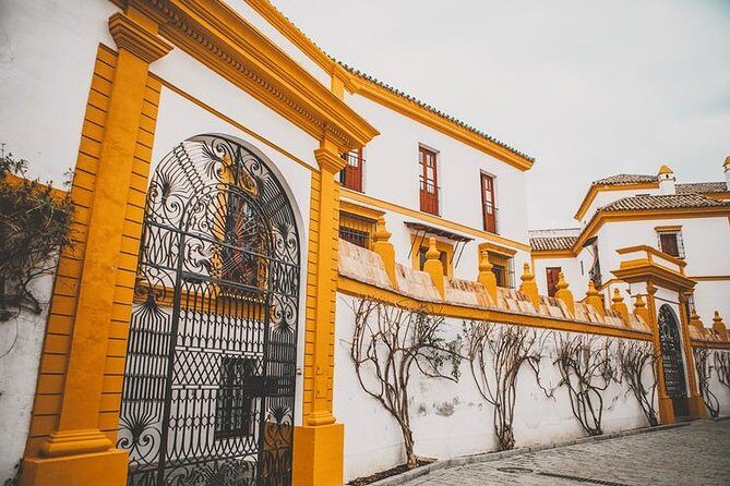 Complete Triana Tour "Corrales included" - Exploring Seville’s Triana: An In-Depth Review