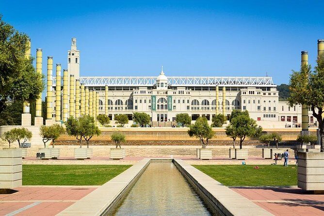 Contrasts Barcelona Tour in a Small Group with Hotel Pickup - Practical Details and What They Mean for You