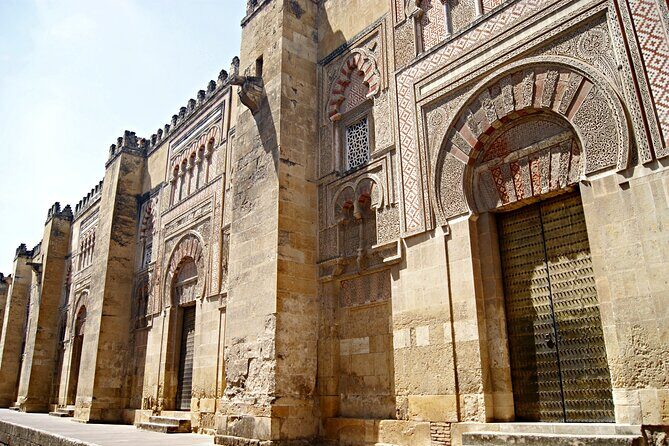 Cordoba and its Mosque from Málaga with Private Transfer - FAQ