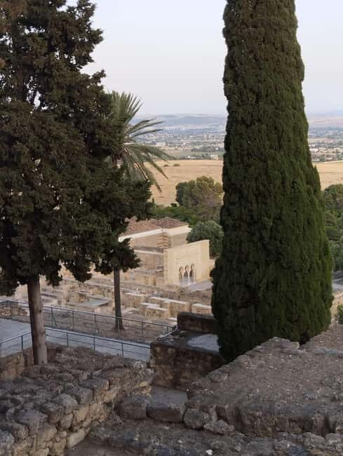 Córdoba: Guided Tour Medina Azahara at Dusk - A Deep Dive into the Medina Azahara Dusk Tour Experience