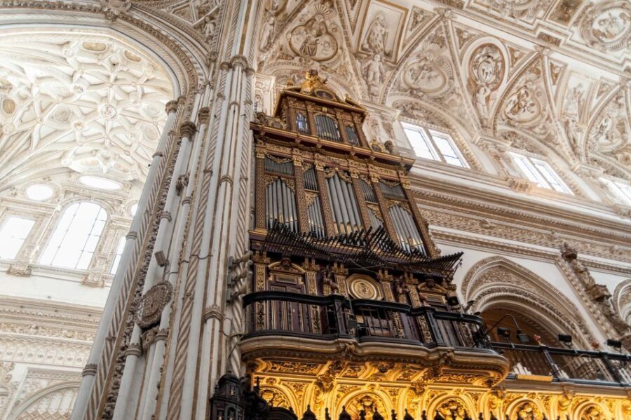 Cordoba: Jewish Quarter and Mosque-Cathedral Guided Tour - Who Will Love This Tour?