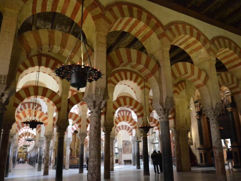 Córdoba: Mosque, Synagogue, and Jewish Quarter Walking Tour - The Sum Up