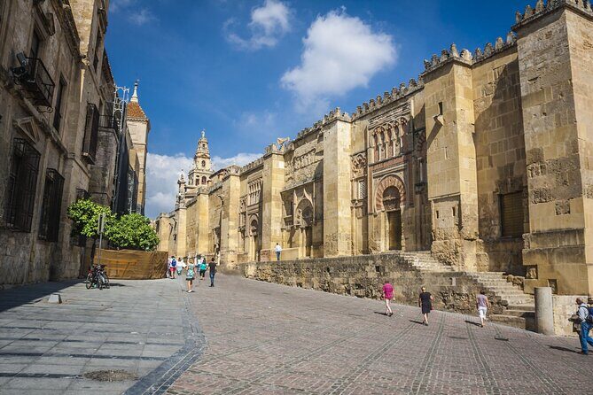 Cordoba Tour with Mosque, Synagogue and Patios from Malaga - The Sum Up