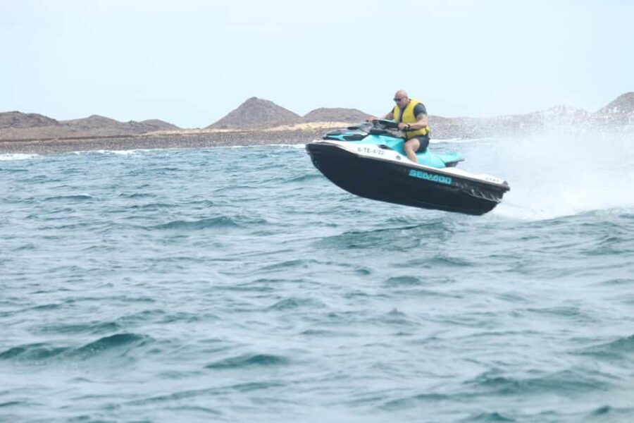 Corralejo: Power Jetski Experience - Key Points