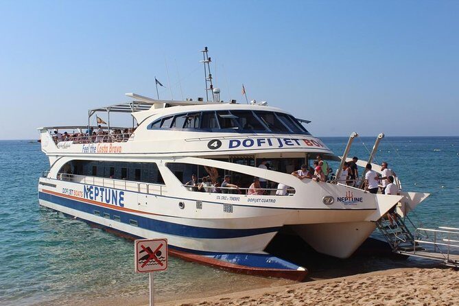 Costa Brava Day Tour with Boat Trip from Barcelona - The Journey Begins: Lloret de Mar