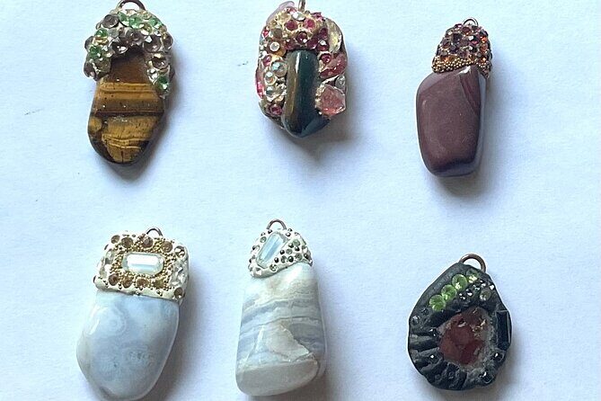 Create unique jewelry from top Parisian designer Bijoux Blues - Who Will Love This Experience?