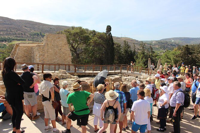 Crete Minoan Discovery Tour with Knossos Palace, Heraklion, and Live Dance Show - The Overall Experience: Does It Suit You?