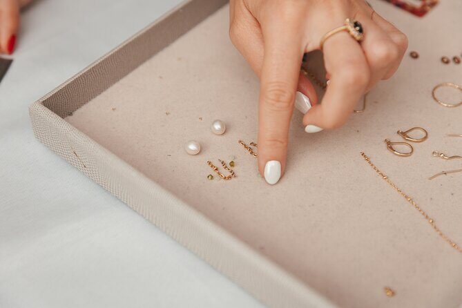 Crystal Workshop Learn to Create a Jewel - Who Would Love This Experience?