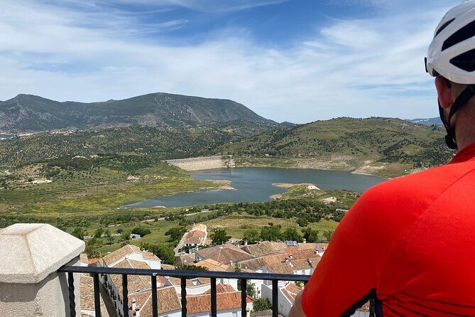 Cycling - Las Palomas Pass - Easy to Moderate Difficulty - The Support System and Logistics