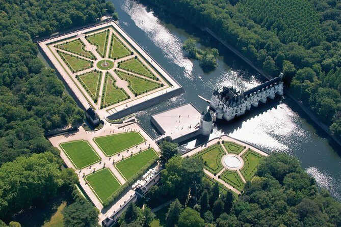 Day Tour of Chateaux of Chenonceau, Chambord & Caves Ambacia from Tours/Amboise - A Deep Dive into the Loire Valley Tour