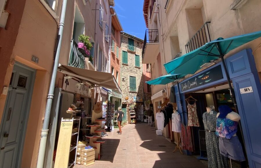 Day Trip to France with Girona Visit from Barcelona - What to Expect from the Tour