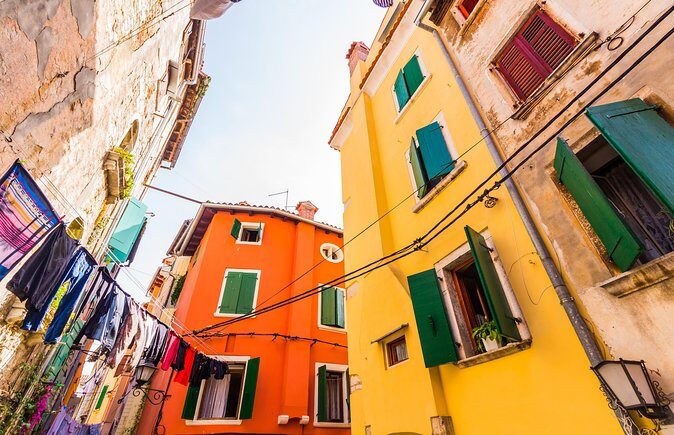 Day trip to Rovinj and Pore with lunch from Pula and Medulin