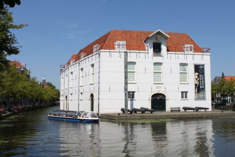 Delft: Canal Cruise with Guided Commentary - An In-Depth Look at the Delft Canal Cruise Experience