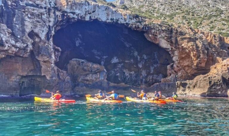 Dénia: Cova Tallada kayak trip - An In-Depth Look at the Dénia: Cova Tallada Kayak Tour