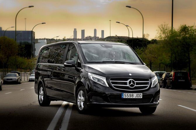 Departure Private Transfer from Madrid to MAD Airport by Van - FAQs