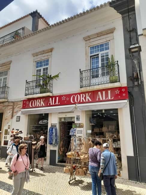 Dicover The Algarve Region and The Local Gastranomy - Exploring the Algarves Natural Beauty and Historic Charm
