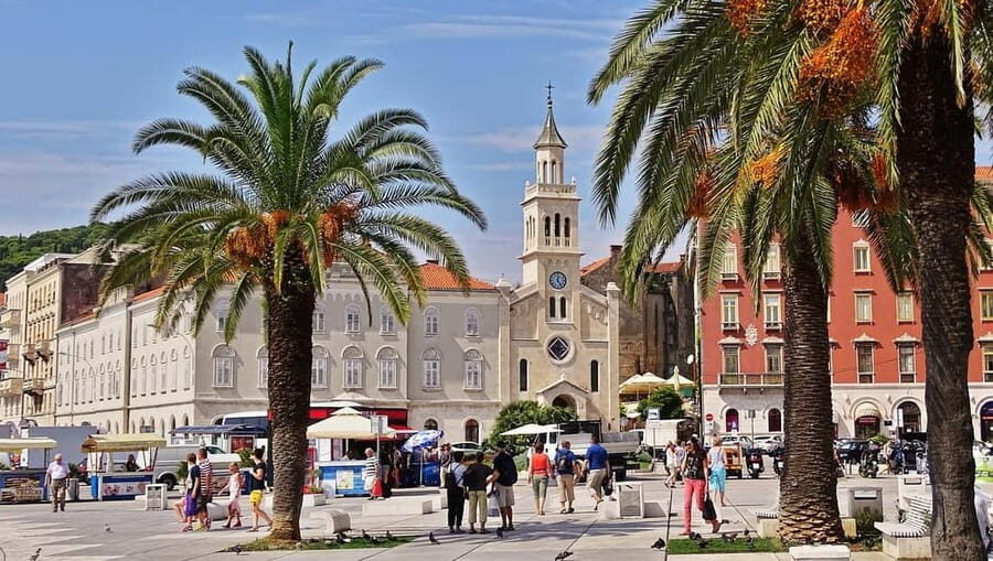 Diocletian's Palace and Old Town Small Group Walking Tour - The Itinerary: What You’ll See and Experience