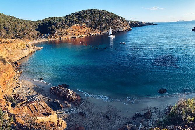 Discover Cala Bassa and Cala Comte on board a catamaran - Practical Tips for Booking and Enjoying Your Tour