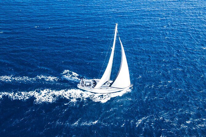 DISCOVER - Iraklia, Schinoussa & Naxos (Shared max 10 People) - Who Is This Tour Best For?