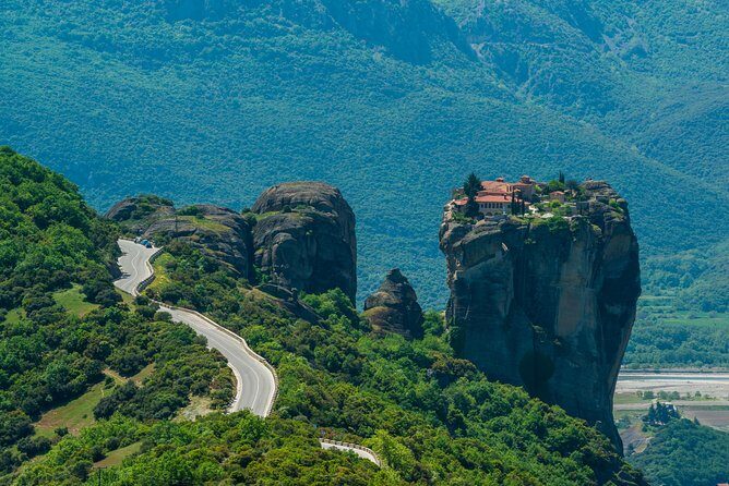 Discover Meteora's Monastic Heritage: Personalized Private Tour - Practical Tips for Your Tour