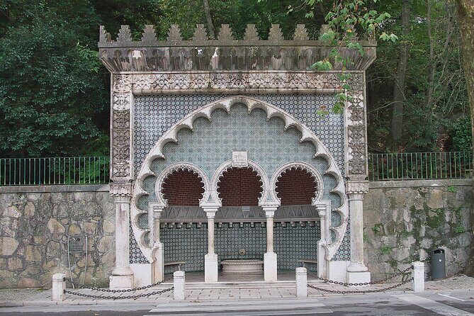 Discover SINTRA`s hidden gems on our walking tour - Practical Details and What to Expect