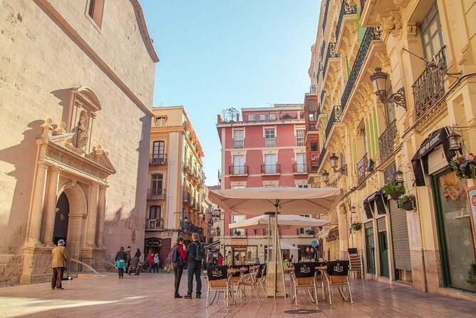 Discover the highlights of the Alicante city on a private full day tour - Who Will Love This Tour?