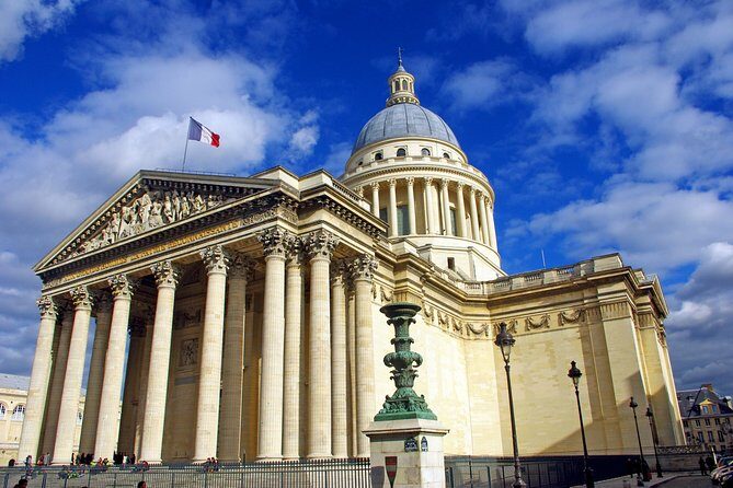 Discover the Latin quarter - An In-Depth Look at the Latin Quarter Tour Experience