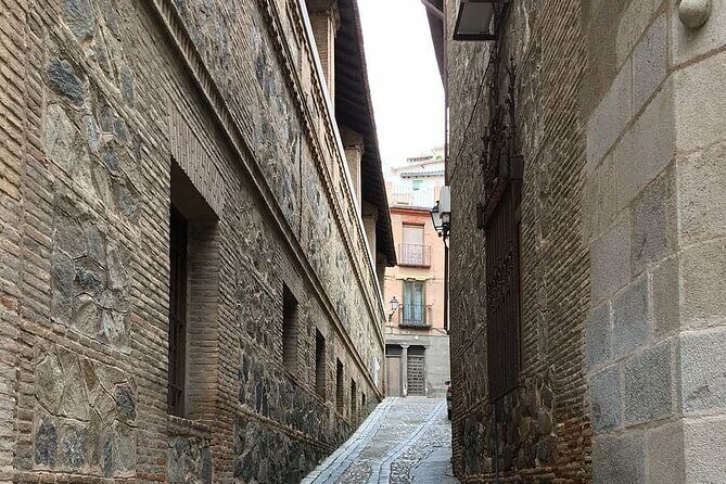Discover Toledo: Private Tour from Madrid with Guide and Driver
