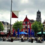 Discover Utrecht: a Self-Guided Augmented Reality City Tour - Authentic Guest Perspectives