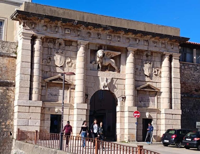 Discover Zadar privately: Individual guided tour in German - What Makes This Tour Special?