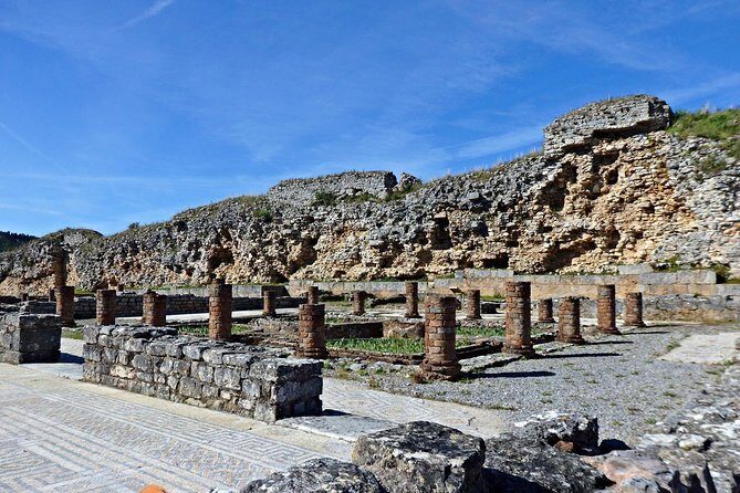 Discovering the Roman Ruins of Conímbriga and the Caves of Sicó - In-Depth Look at the Experience