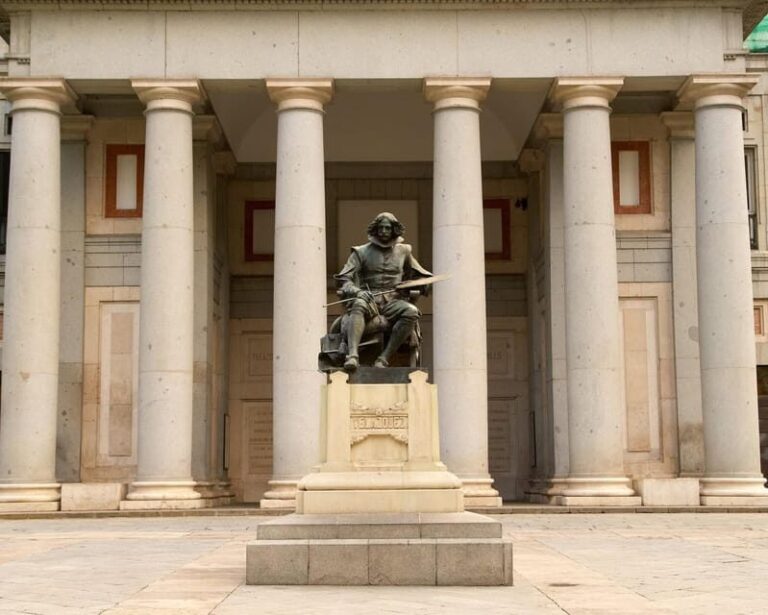 Dive into Spanish Art: Prado Museum Tour of Velázquez & Goya - What to Expect on the Tour