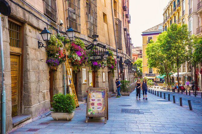 Don Quixote Quest Experience in Madrid - FAQ